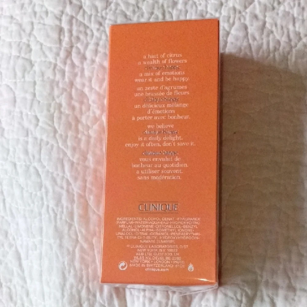Clinique Happy Perfume Spray - 3.4 Fl Oz New, Unopened - Picture 2 of 3